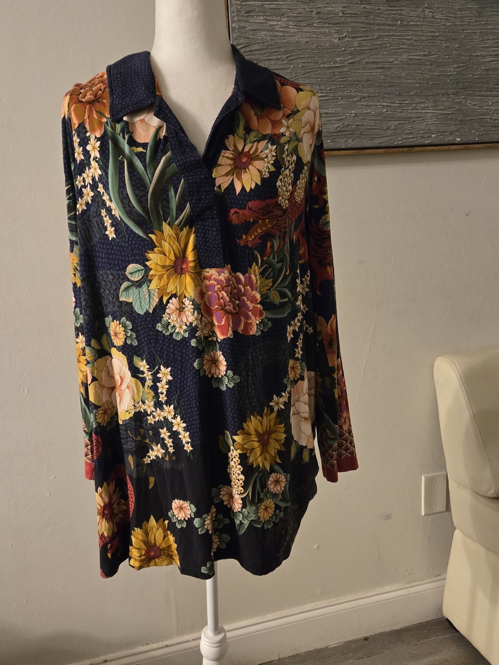 Johnny Was Navy Floral Collared Tunic - Picture 8 of 16